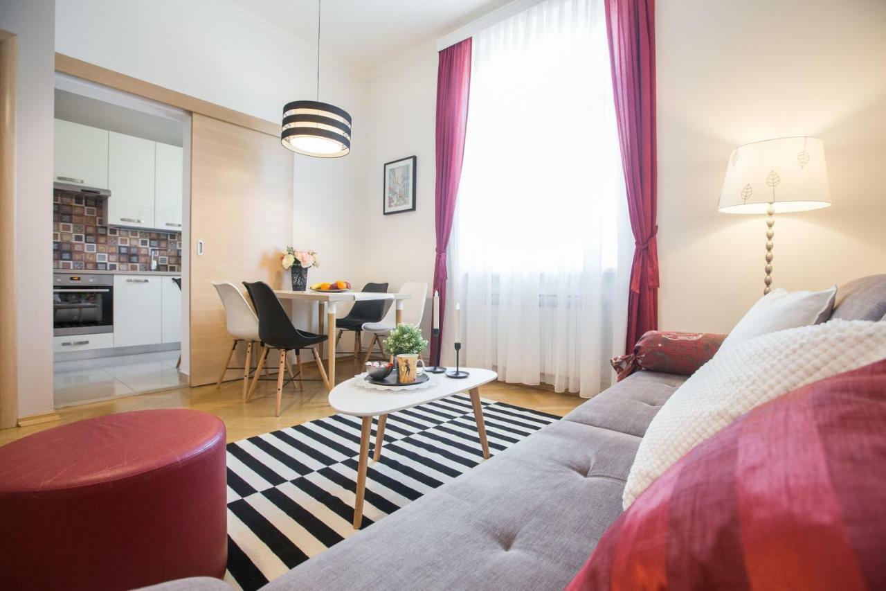 Ferienwohnung Angela Main Street Luxury Oasis & Free Parking Zagreb Exterior foto